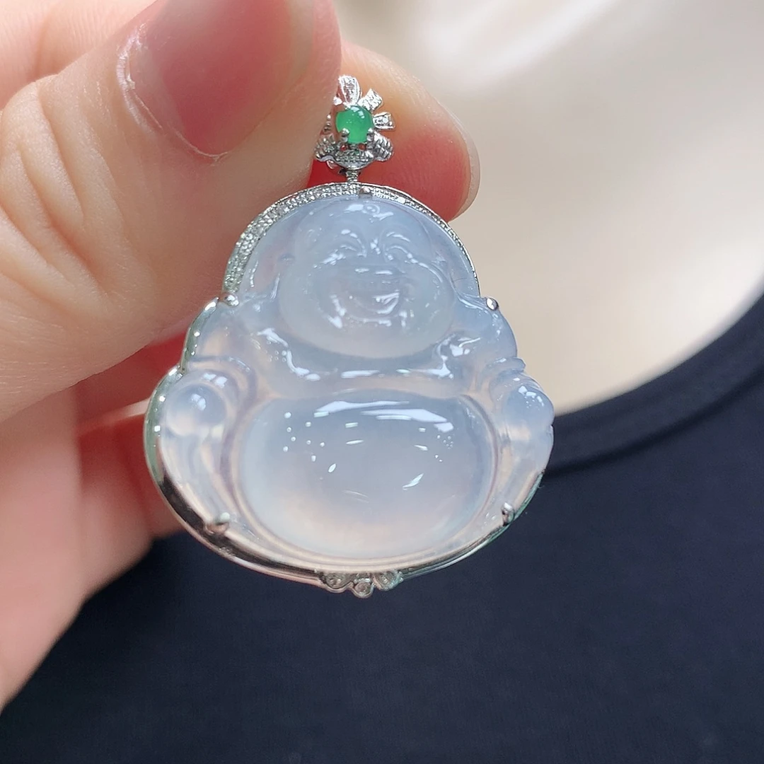 翡翠18K金镶嵌颈饰佛公