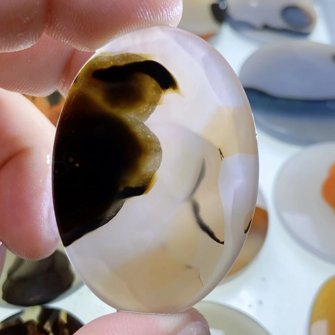 【闪购商品】玛瑙/玉髓颈饰未镶嵌