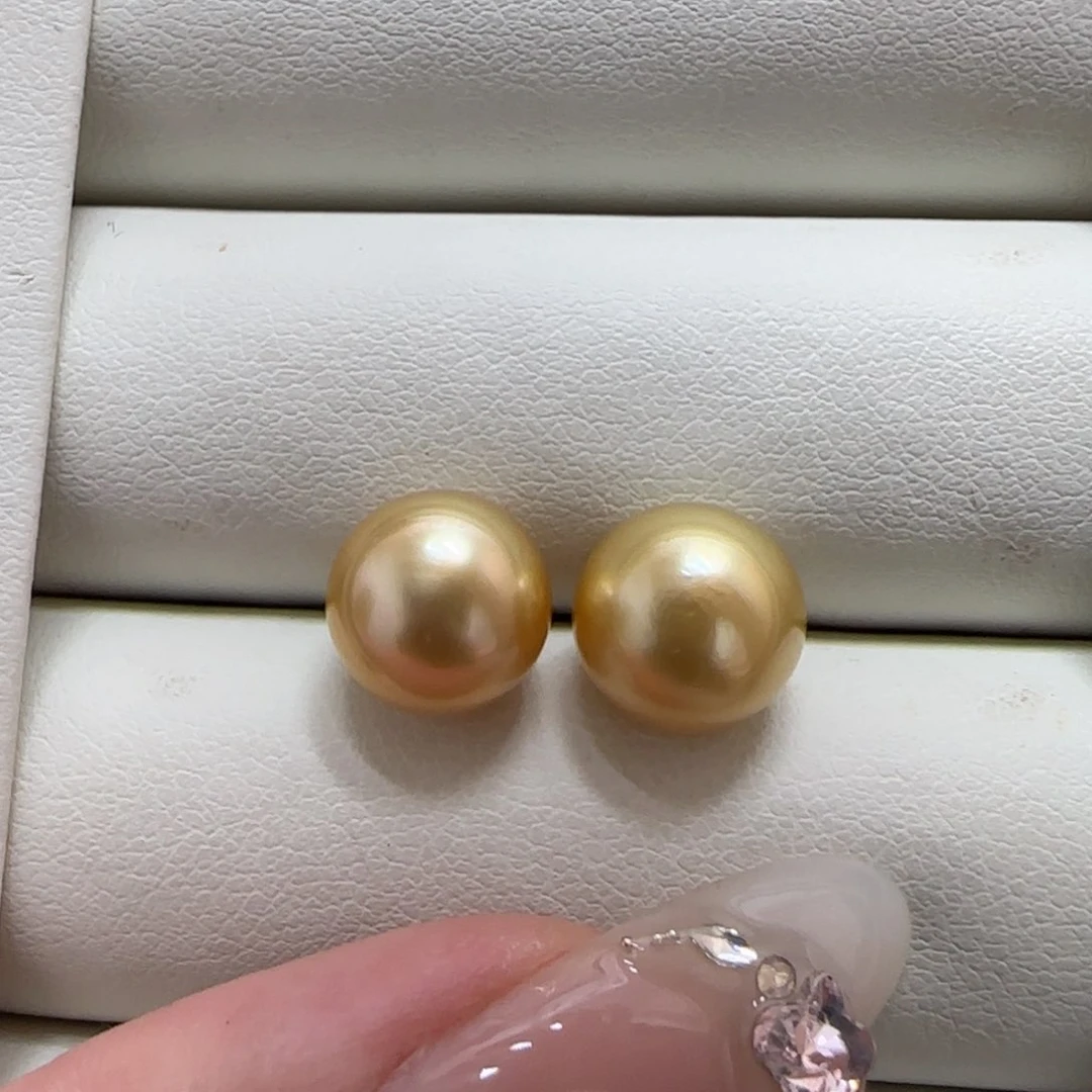 银S925镶嵌海水珍珠耳钉