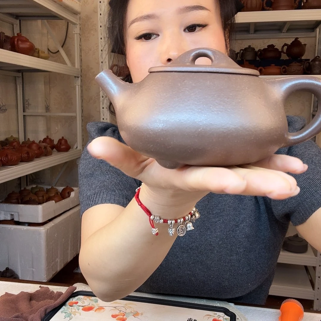 紫砂茶壶精工制作微暇