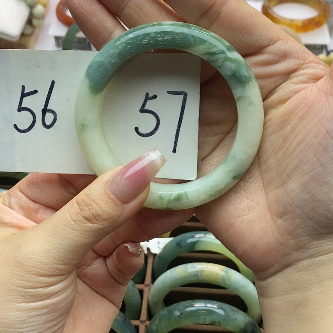 蛇纹石玉手镯合金