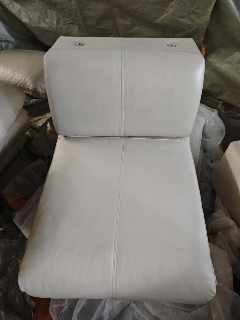 坐垫 皮100*65 瑕疵无售后 源9718