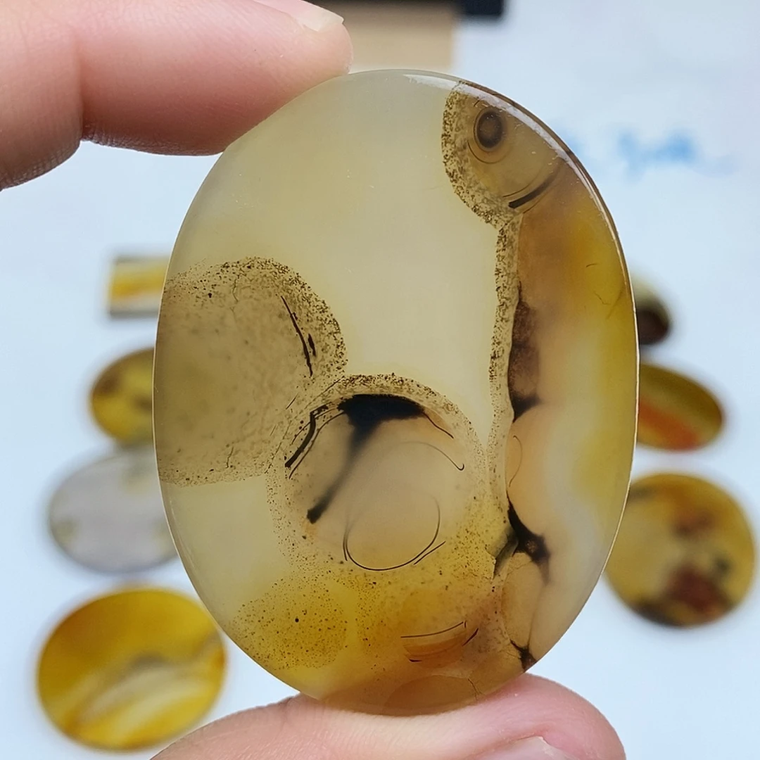玛瑙/玉髓未镶嵌珠宝半成品