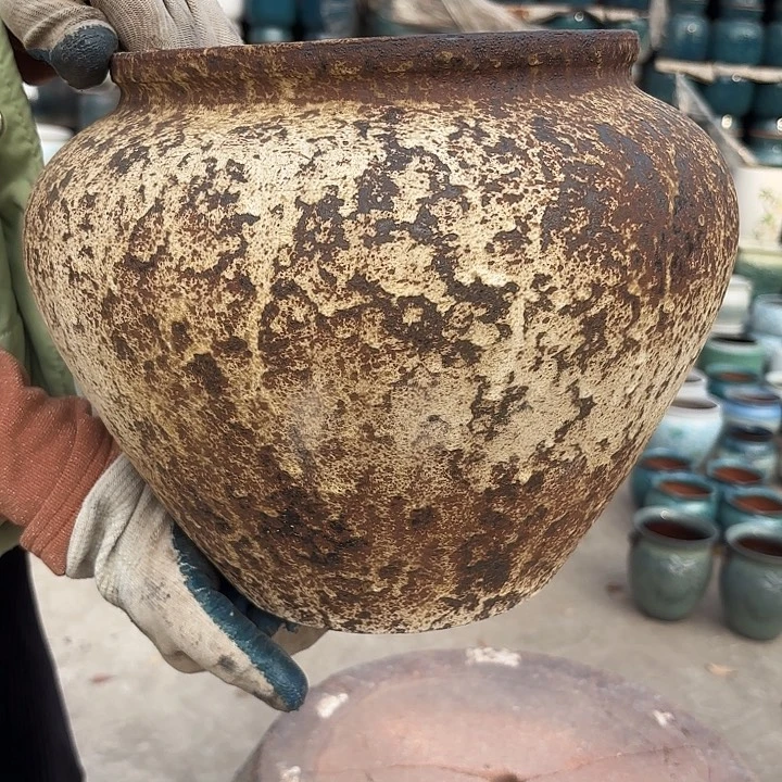 高度25厘米口22厘米