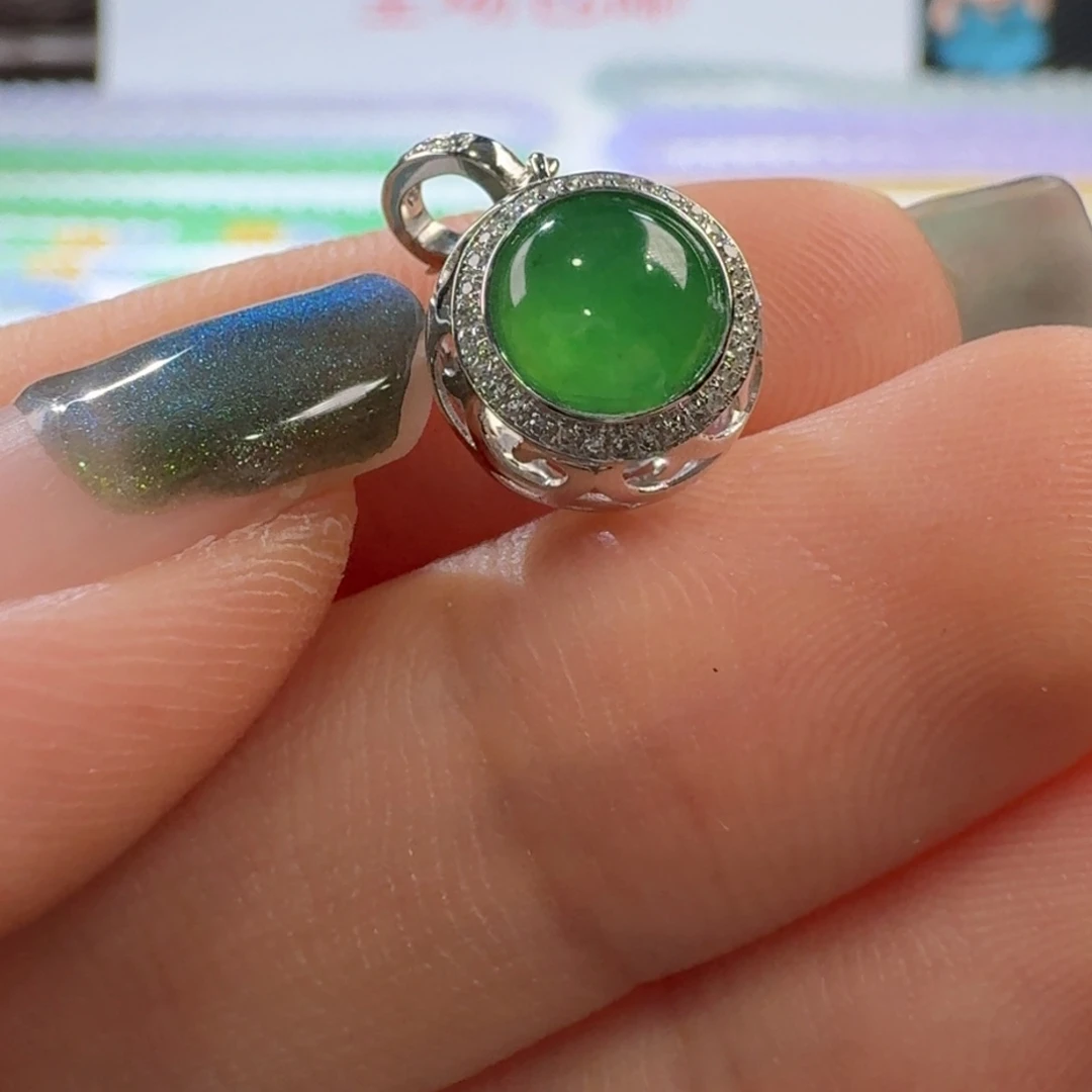 翡翠手链未镶嵌冰阳绿吊坠卡10.6 设计感！