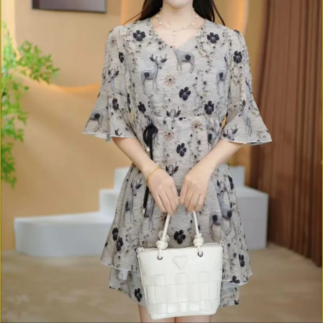 2025夏季新款小鹿乱撞印花遮肉显瘦连衣裙两件套