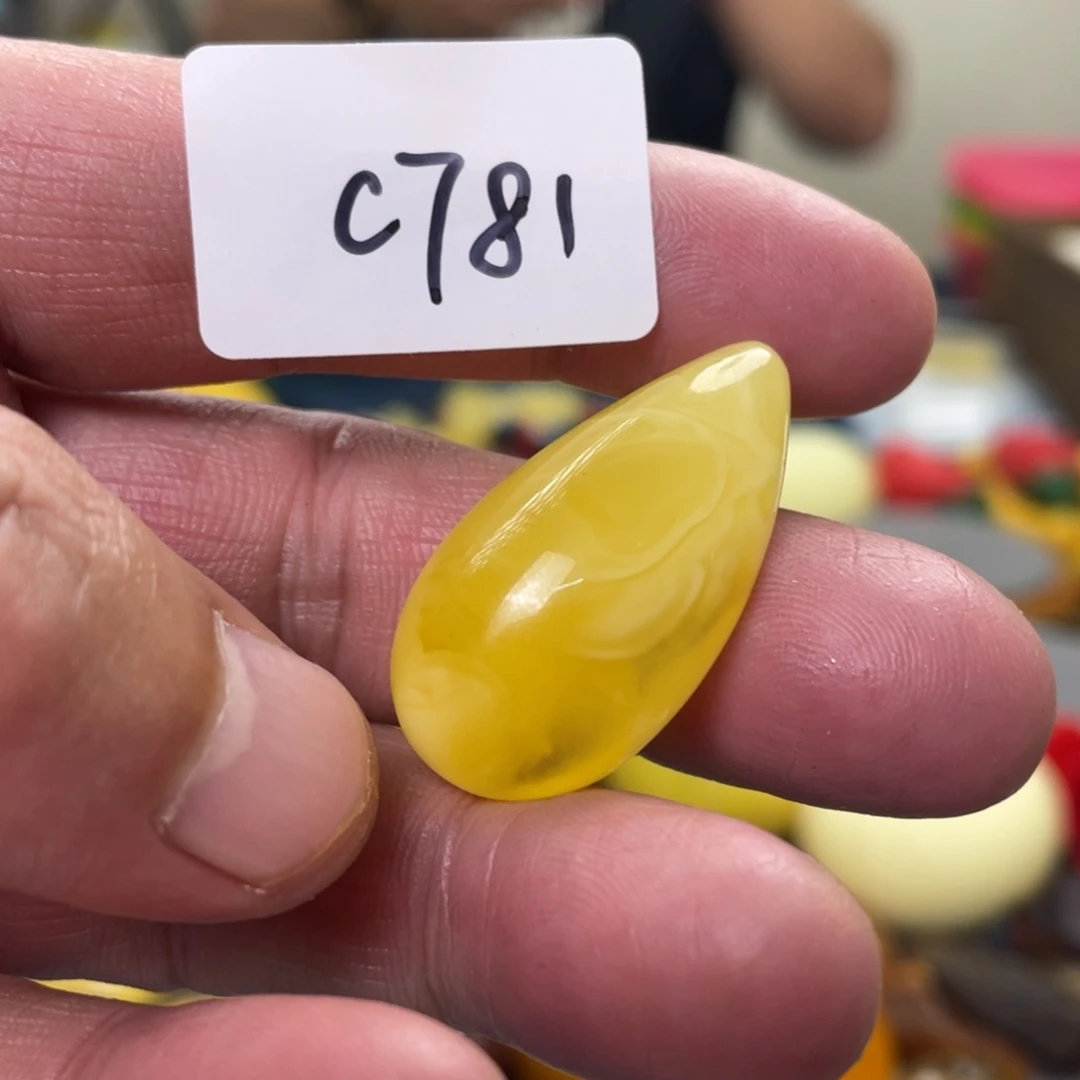 手链琥珀未镶嵌多样性发，发其中一件