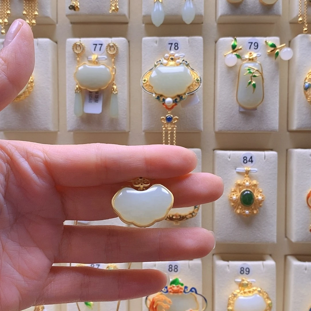 和田玉颈饰银S925镶嵌