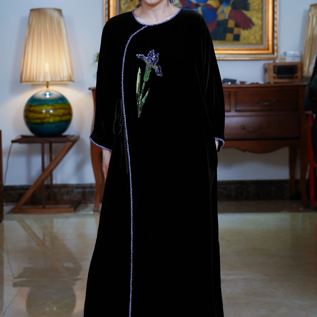 『紫萱』复古中式国风黑色丝绒重工手工钉珠中长款连衣裙-A3K5148