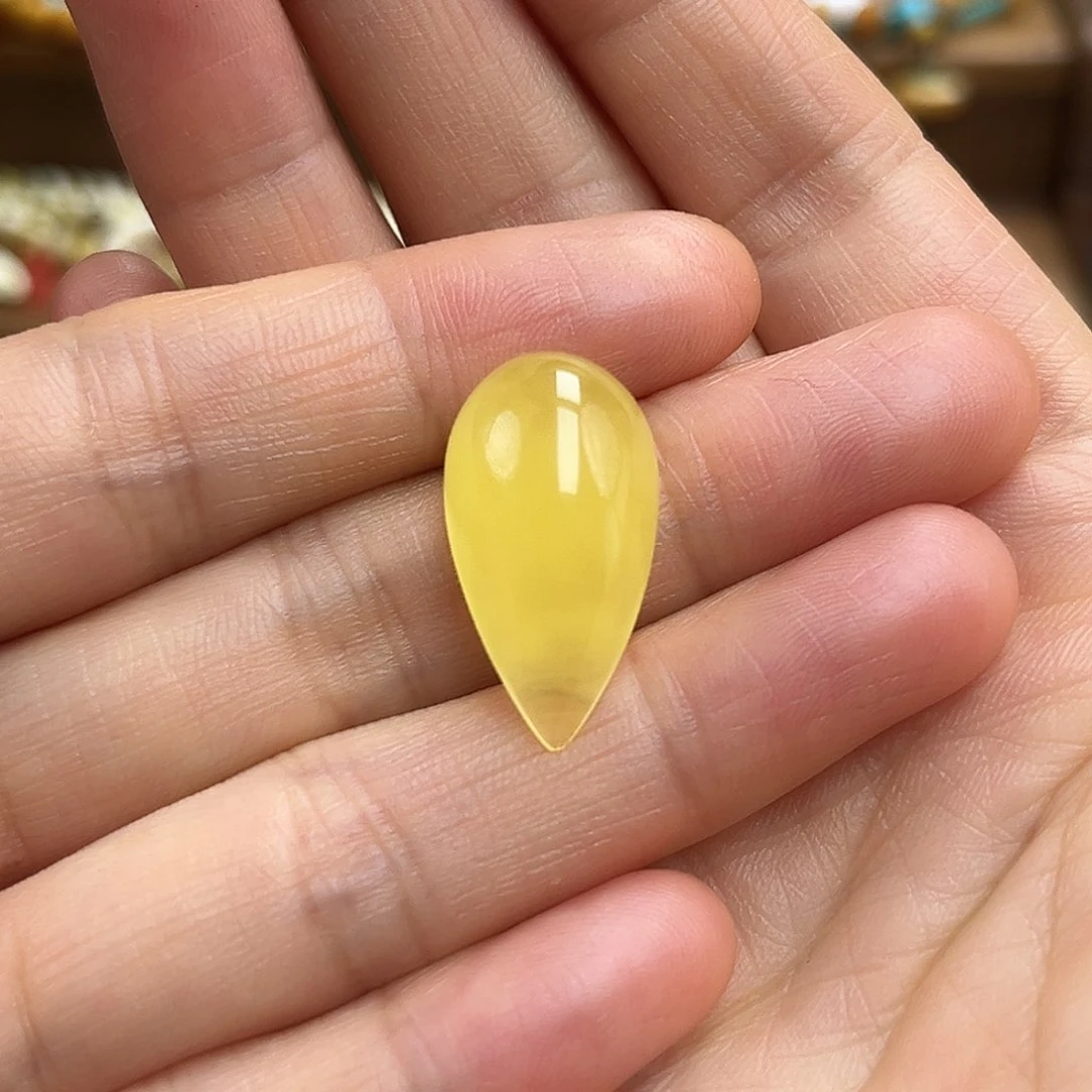 琥珀颈饰未镶嵌吊坠