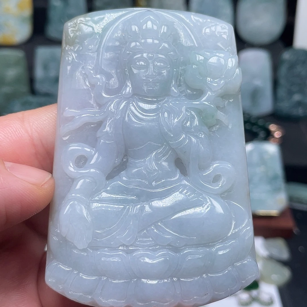 翡翠未镶嵌颈饰观音