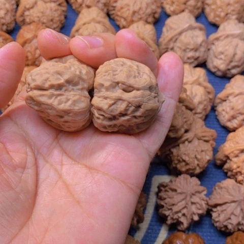 【闪购商品】吊坠文玩核桃M**杜蛙蛙35