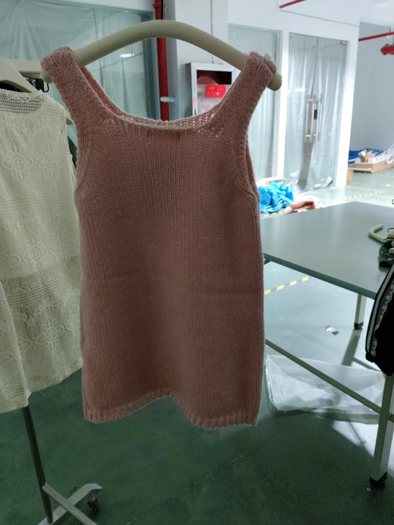 C4136 [BKT] 韩版粉色针织背心裙