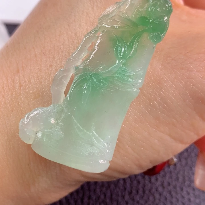 定制翡翠未镶嵌翡翠