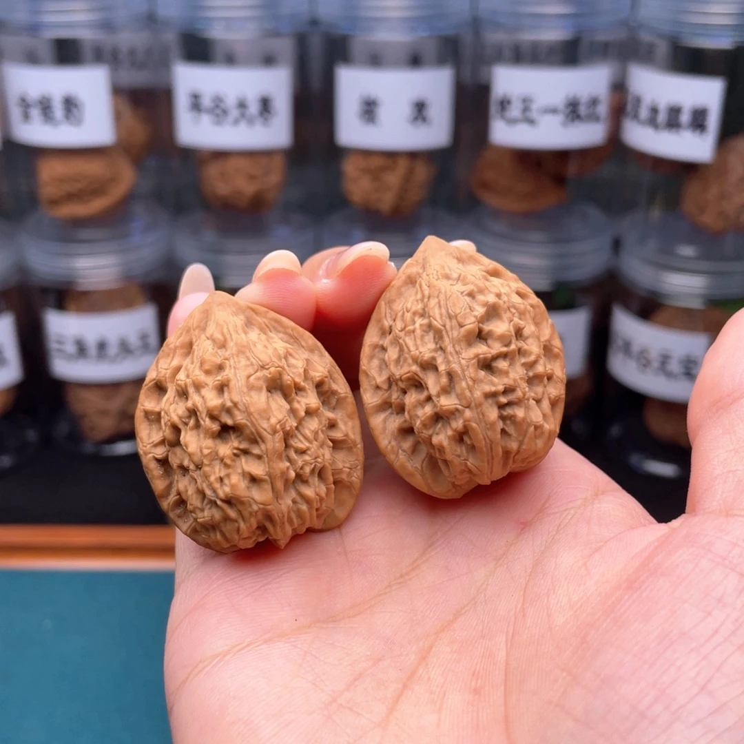 核桃32尺全品蚂蚁沟鸡心