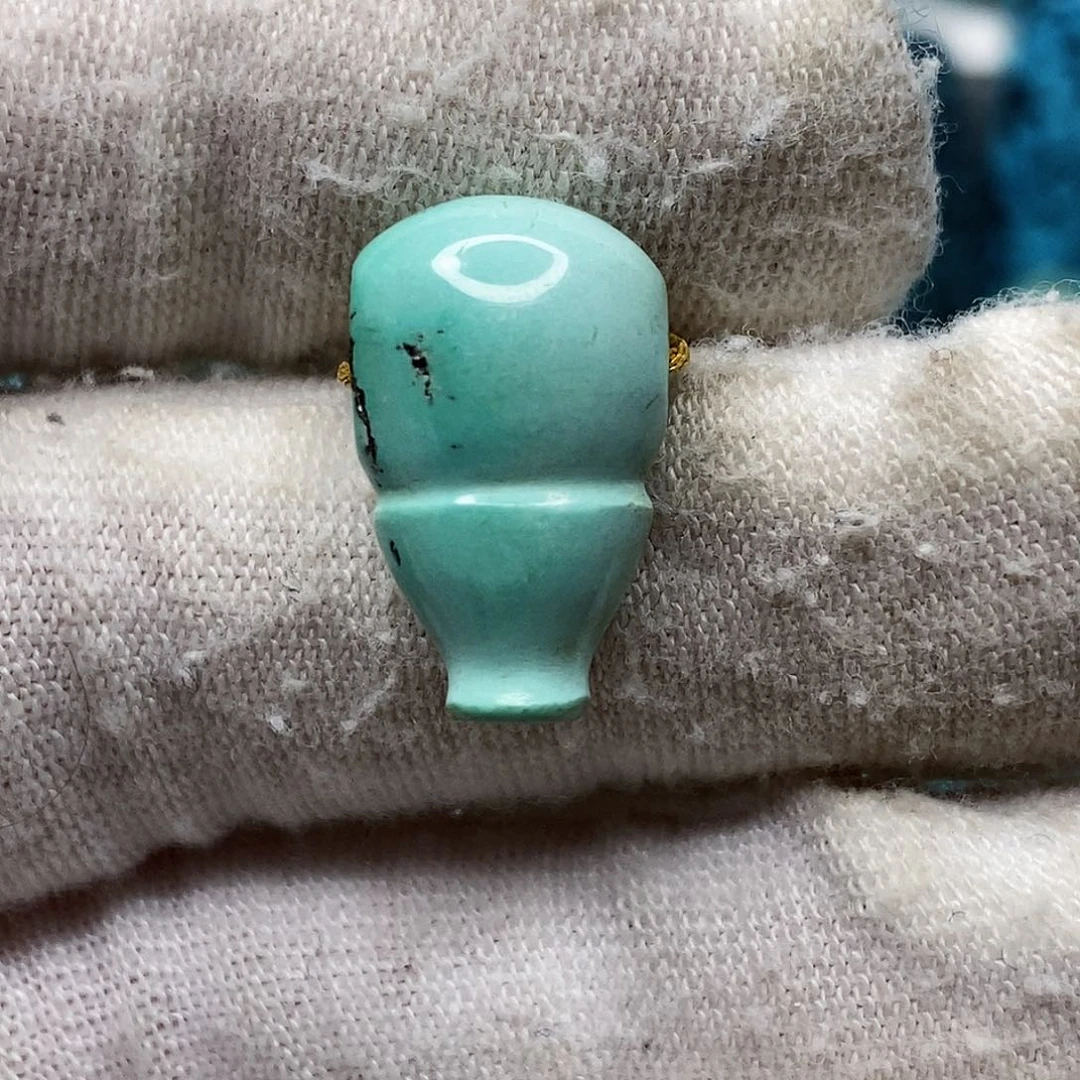 绿松石未镶嵌天然原矿 带武汉地大证书