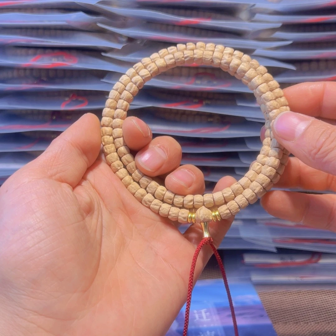 柏香籽/百香籽吊坠5****?