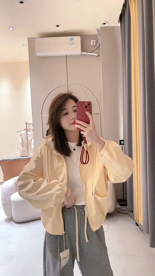 觅裳家 【韩系】3082春季新款高品质简约时尚百搭连帽口袋风衣外套