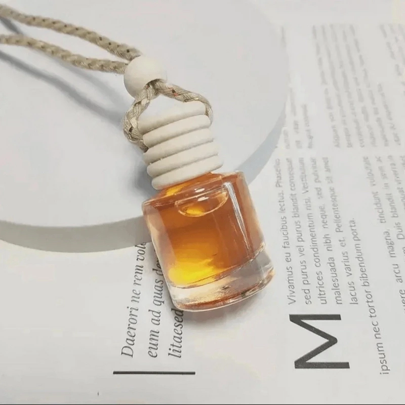 【拍五发六  三单五单囤】车载高档持久淡香吊坠香薰圆形随机发