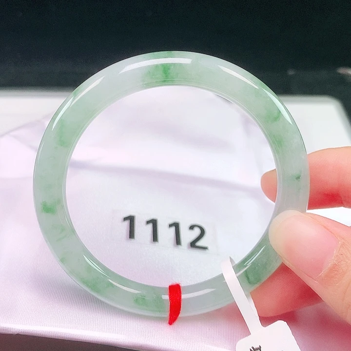 翡翠未镶嵌手镯（贵妃镯）翡翠手镯