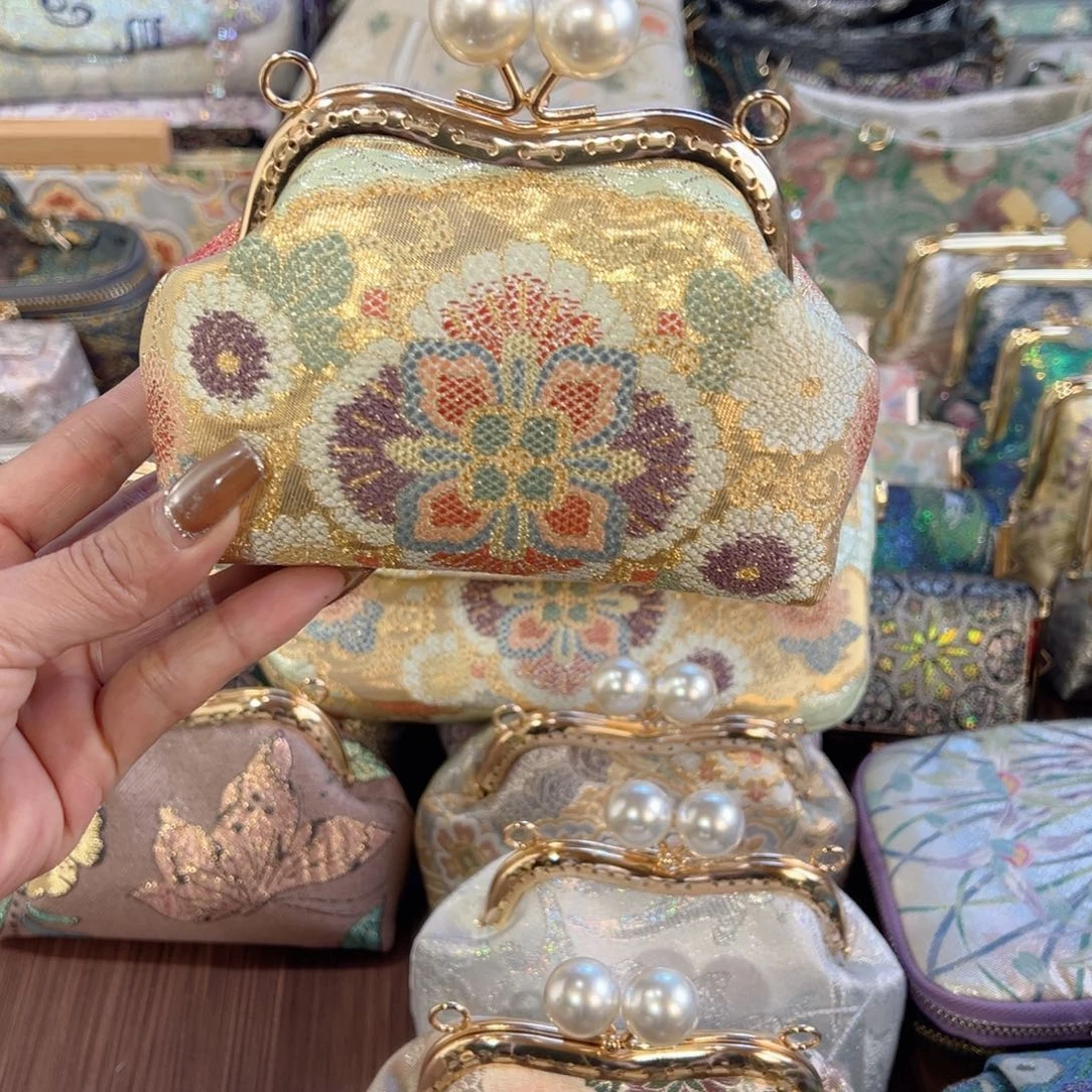 井***井蚕丝福利宝相效蛮腰