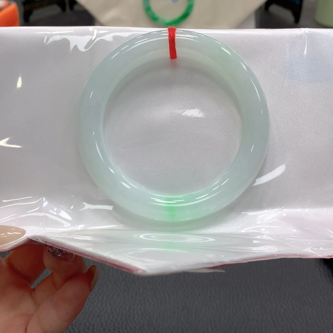 未镶嵌手镯翡翠翡翠