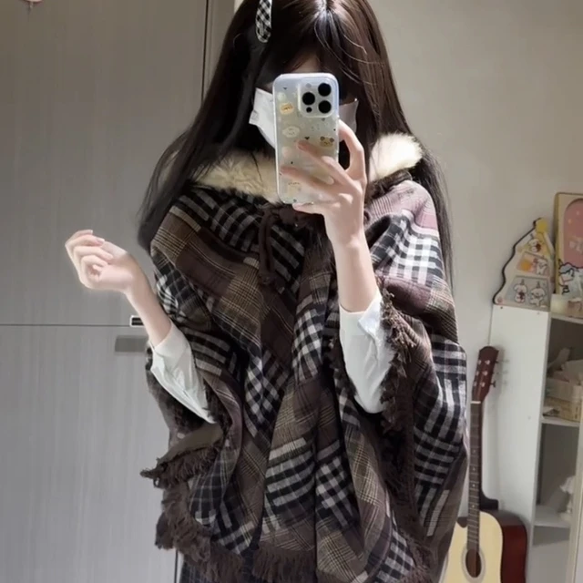 棕色格纹连帽斗篷外套女早秋冬季2025新款高级感设计感小众上衣女