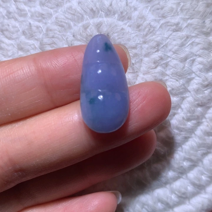 翡翠颈饰未镶嵌浓紫福豆
