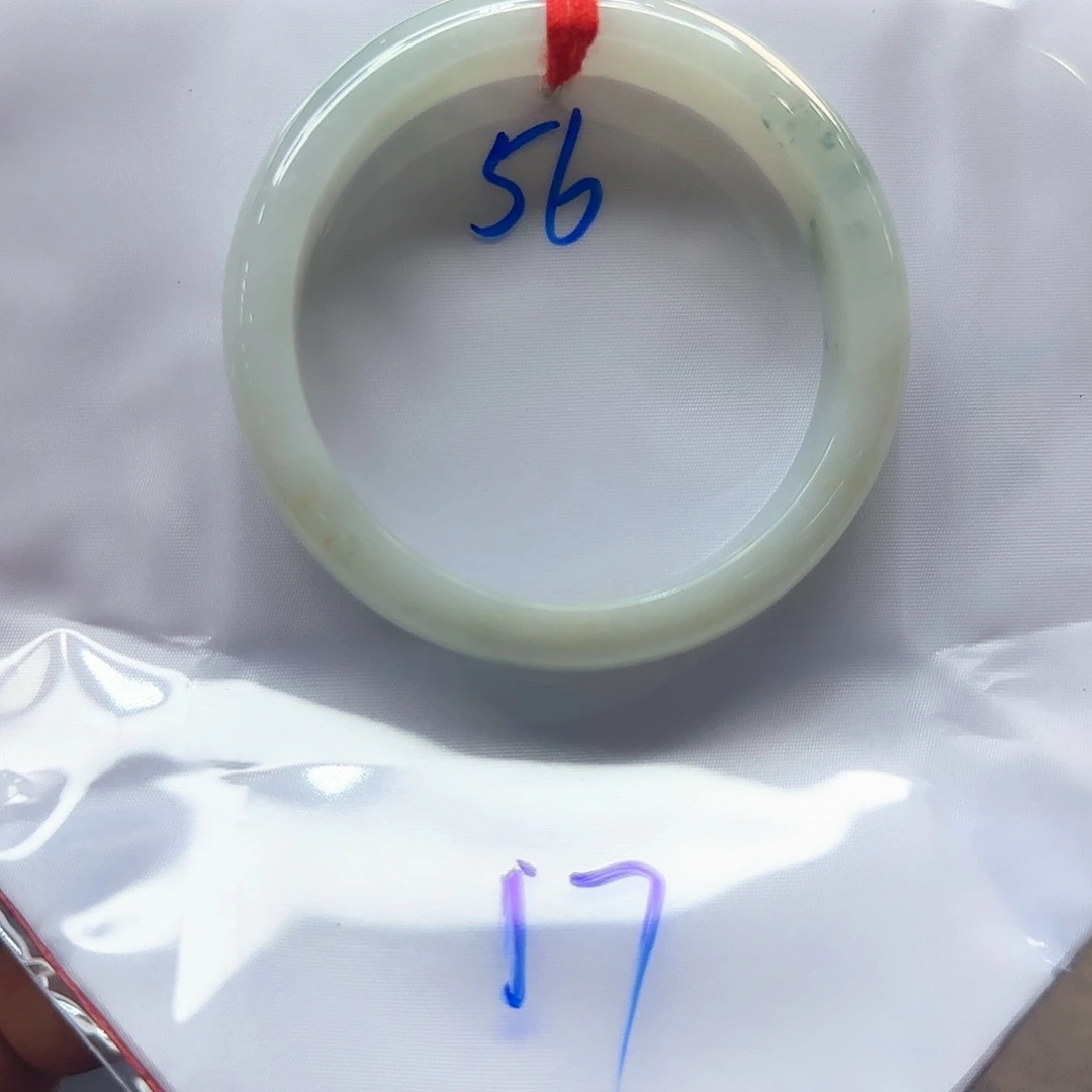 翡翠未镶嵌手镯翡翠