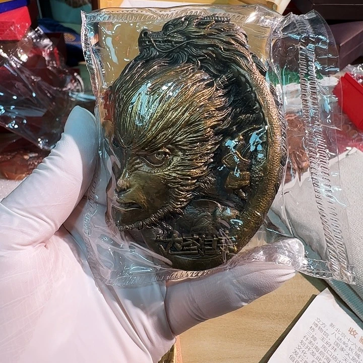 其他普通金属大圣归来铜章一枚