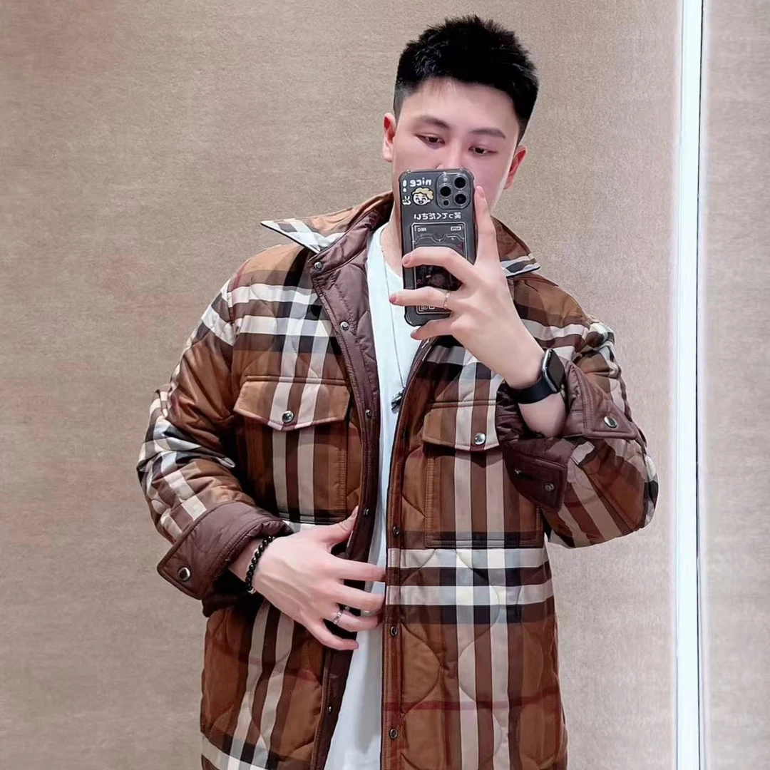 未使用 BURBERRY/博柏利 yyy 棕色格纹双面夹克 XL码/610941