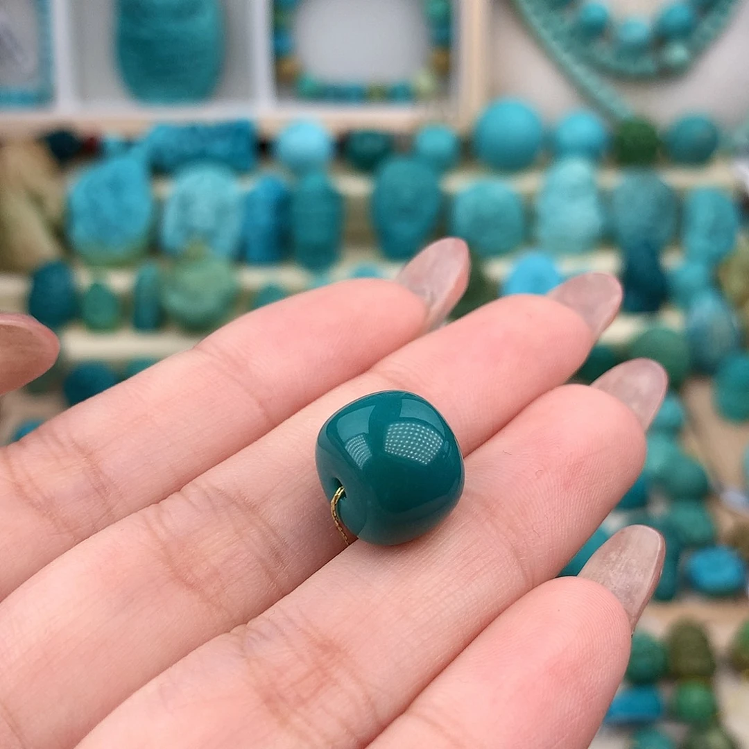 未镶嵌绿松石珠宝奇石