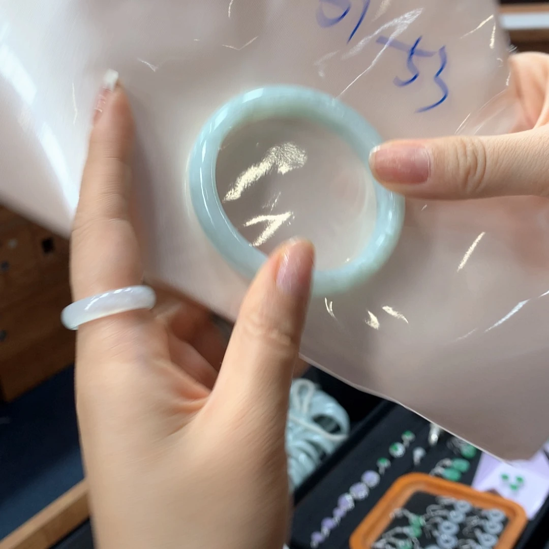 未镶嵌手镯翡翠买断