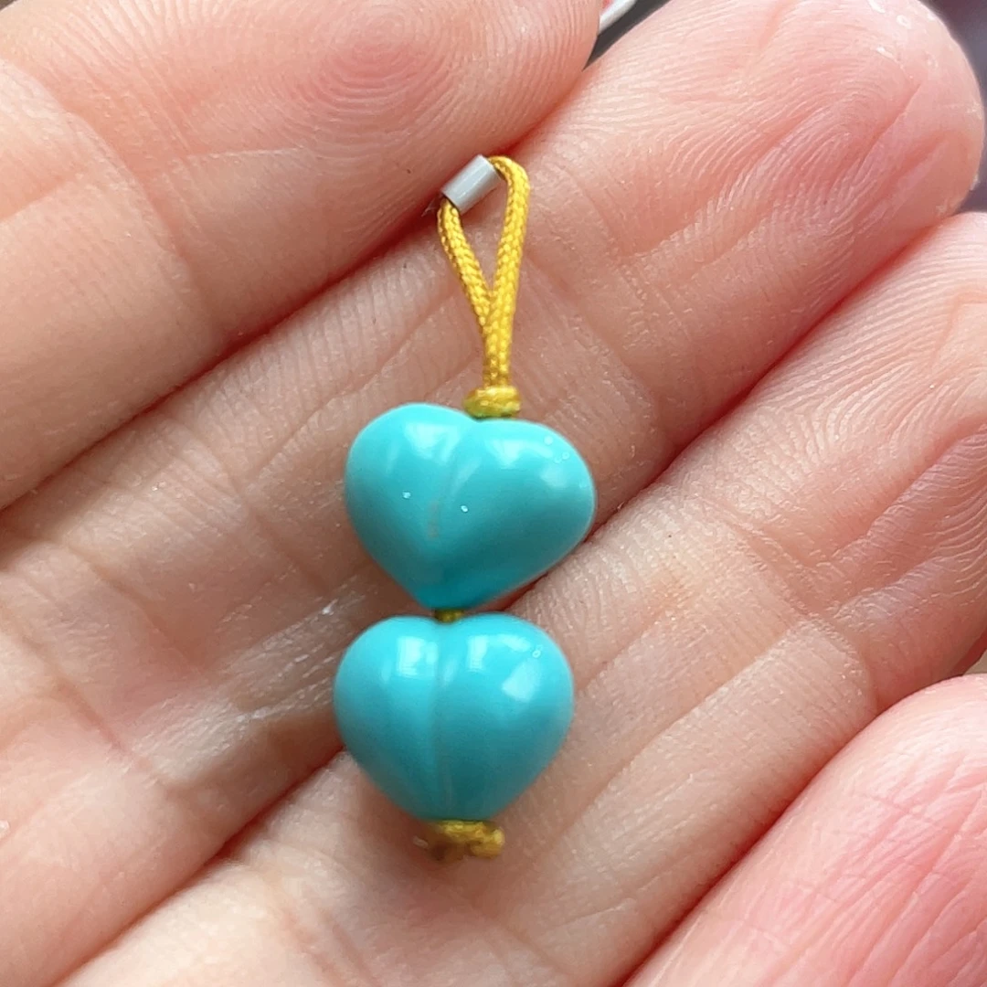 未镶嵌绿松石颈饰