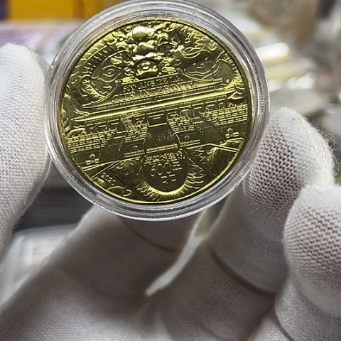 其他普通金属紫禁城建城600周年纪念