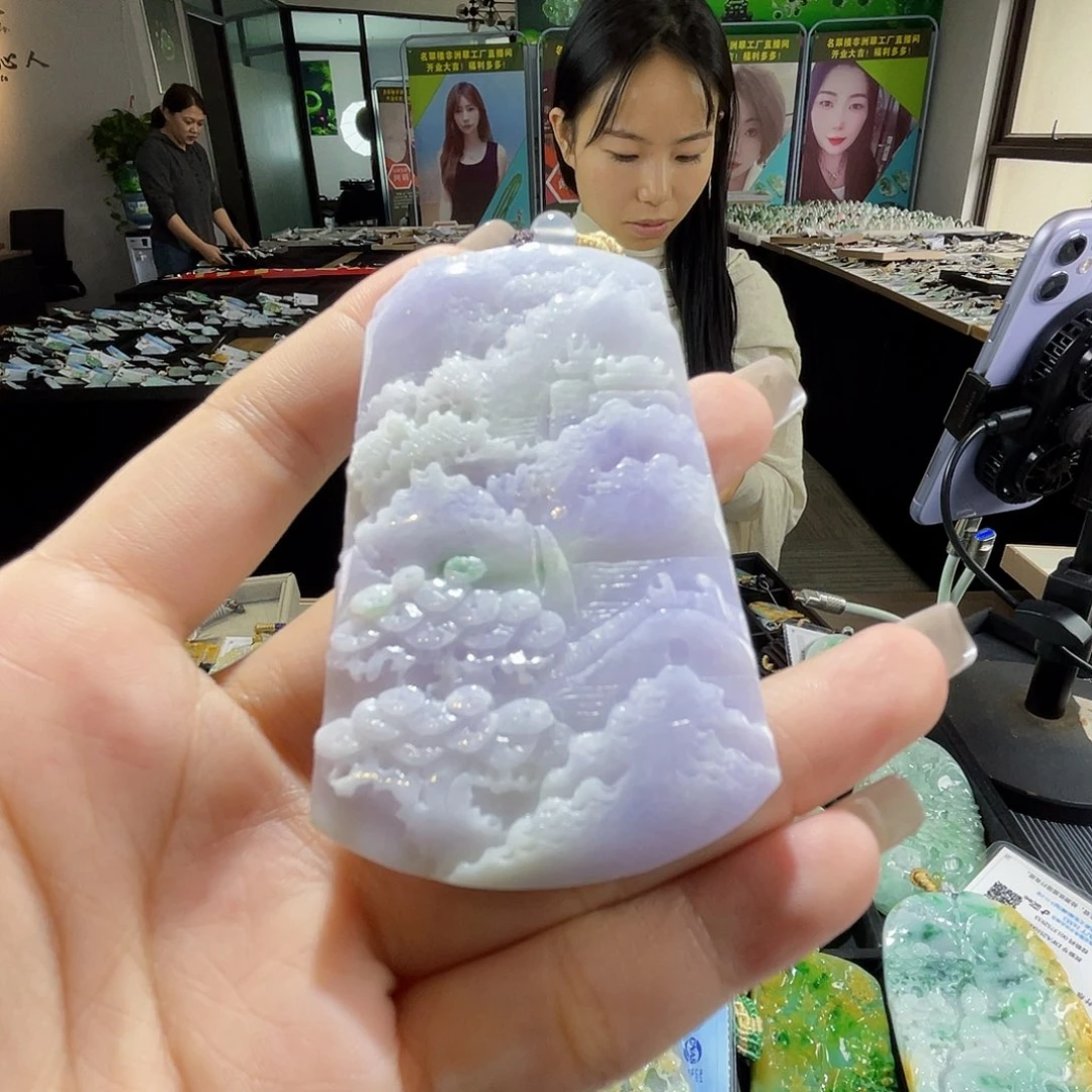颈饰未镶嵌翡翠一