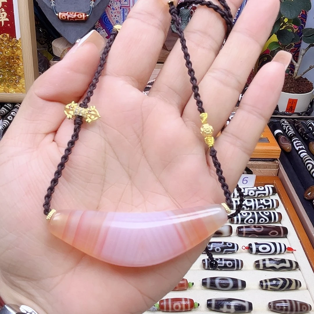 玛瑙/玉髓颈饰未镶嵌