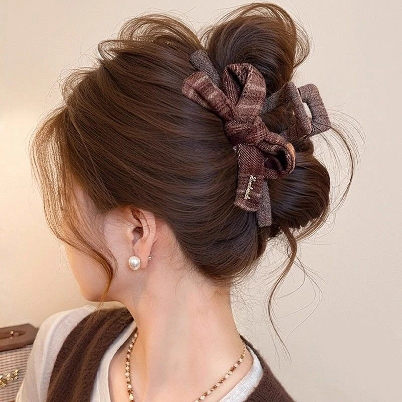 2025年新款美拉德格纹蝴蝶结抓夹女秋冬高级感大号鲨鱼夹发夹发饰