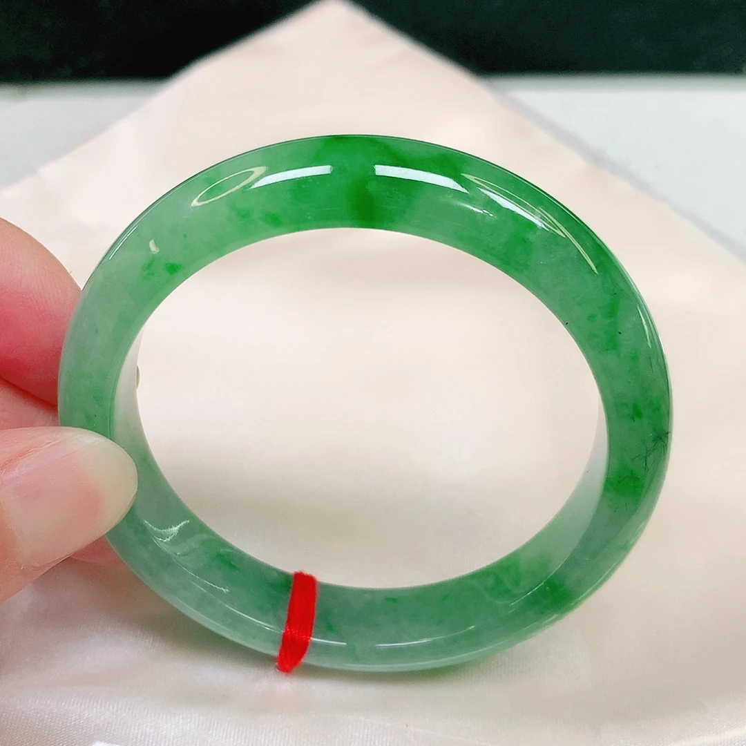 翡翠手镯未镶嵌53.2圈口