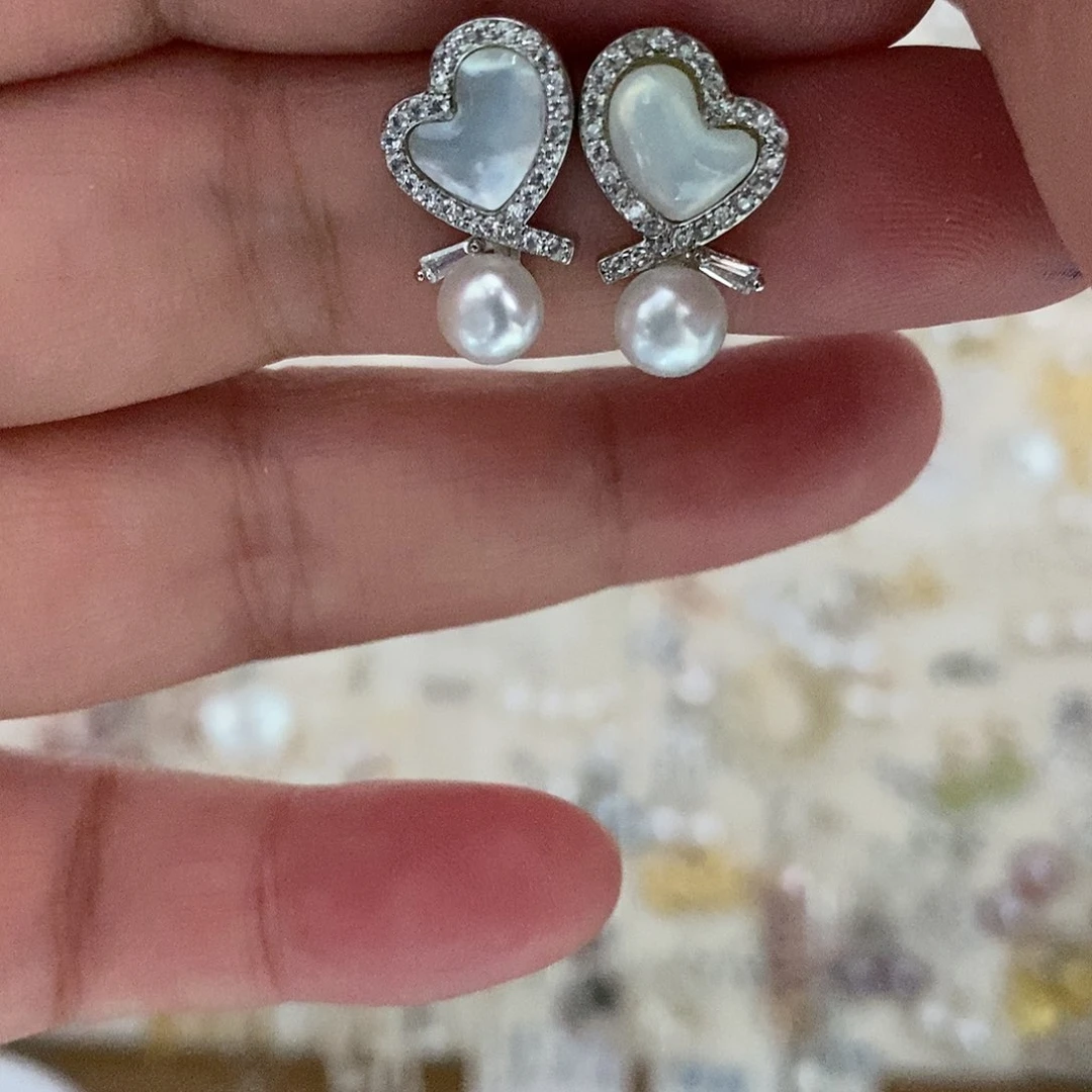 银S925镶嵌耳饰淡水珍珠