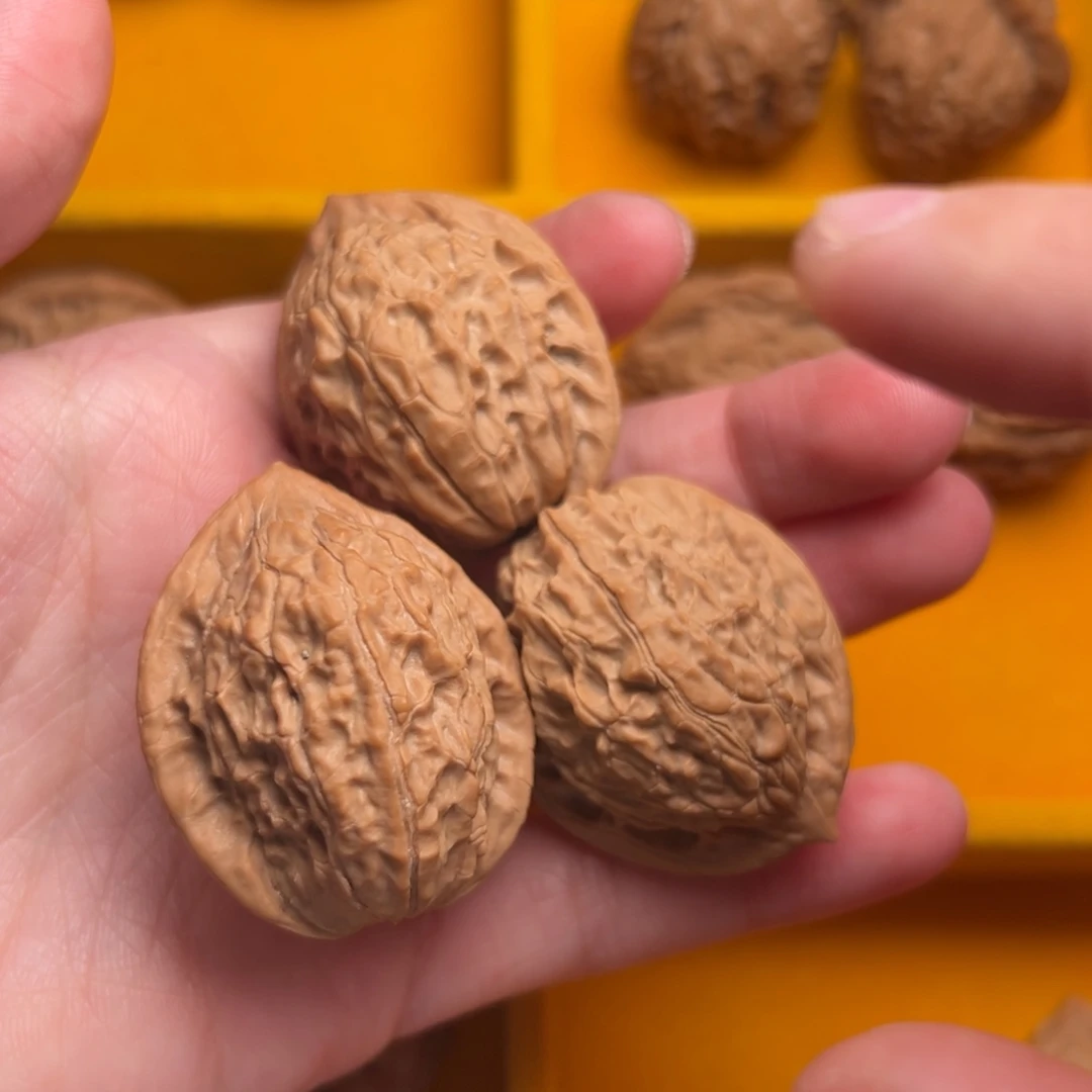 小***＄文玩核桃把件文玩核桃