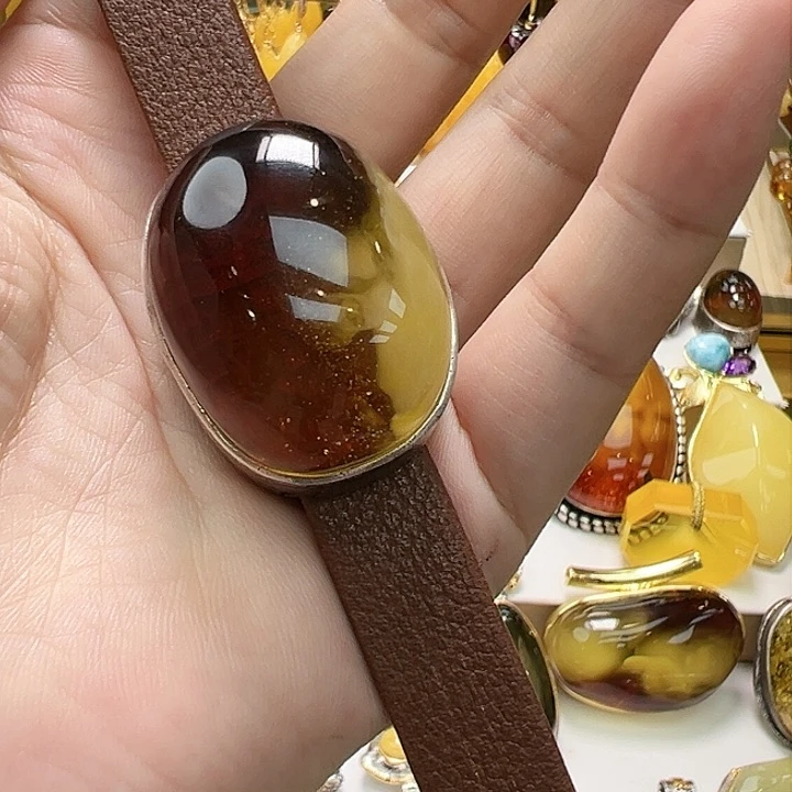琥珀未镶嵌珠宝奇石
