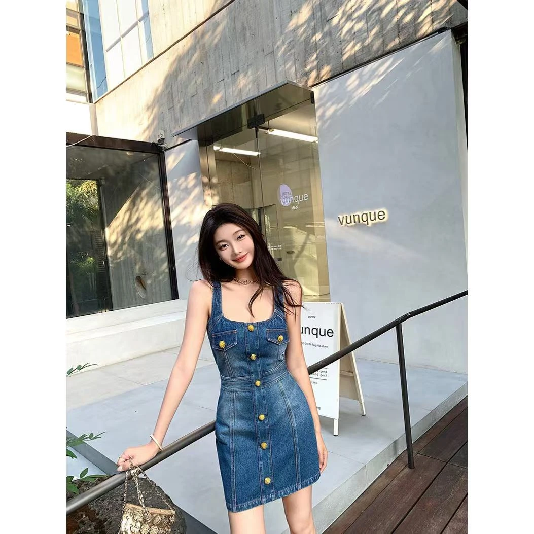 法式复古牛仔连衣裙女夏季小众高级感欧美风修身斜纹无袖背心短裙