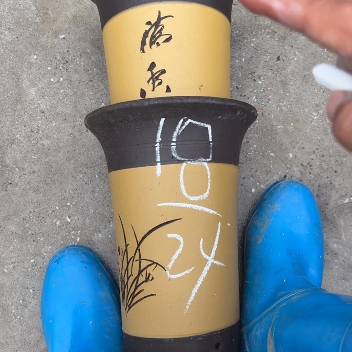 紫砂花盆紫砂的花
