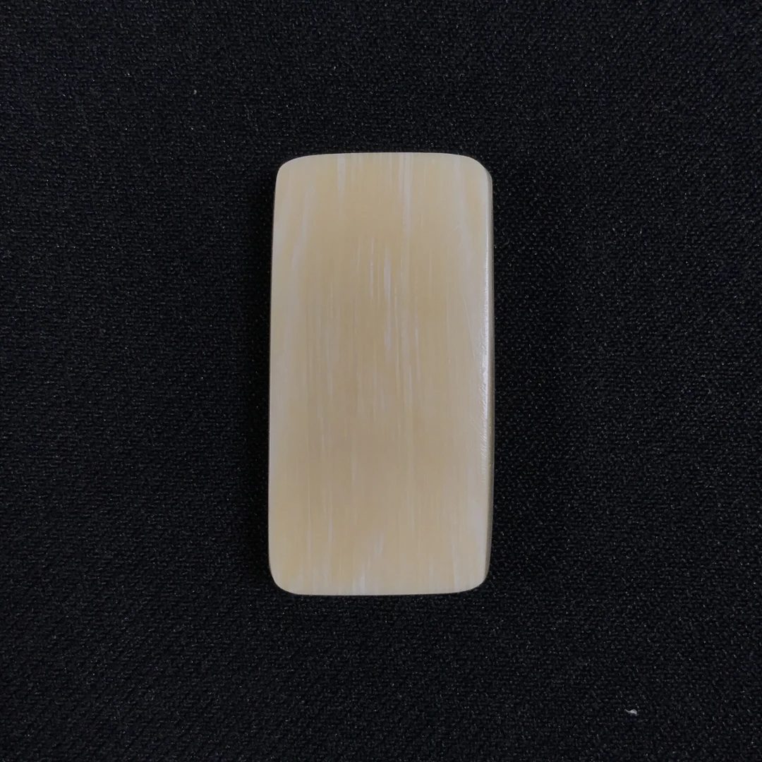 H122805 只做天然猛犸牙 无事牌 约长34*宽18*厚6.6mm 约6.6克