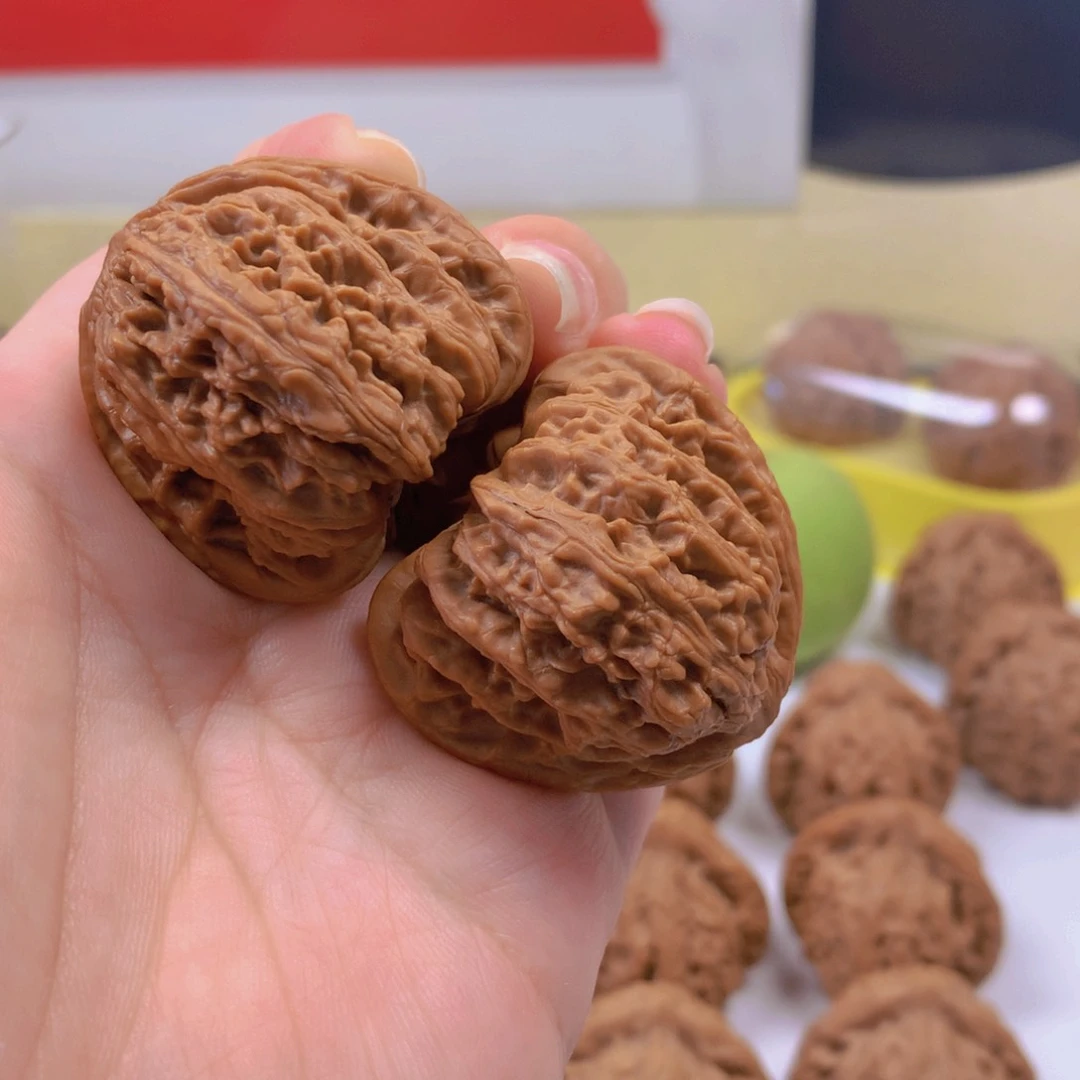 文玩核桃把件密纹38尺