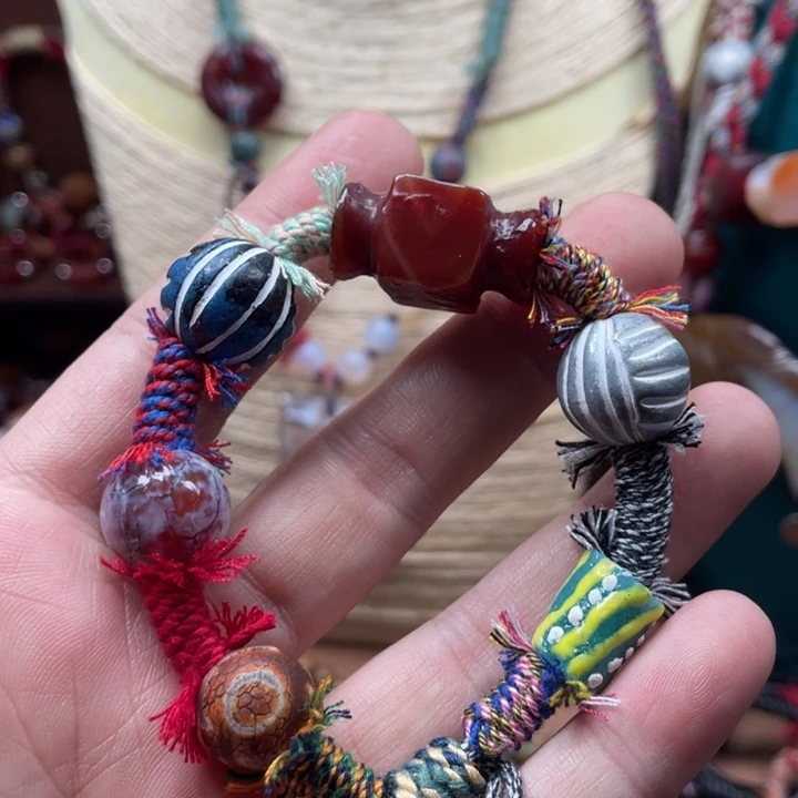 玛瑙/玉髓颈饰未镶嵌