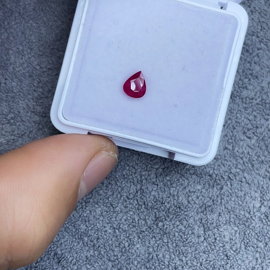 红宝石裸石1.046Ct