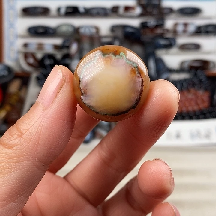 玛瑙/玉髓未镶嵌珠宝半成品