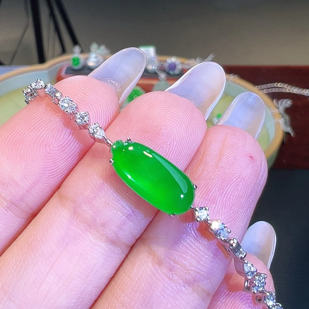 翡翠18K金镶嵌手链翡翠